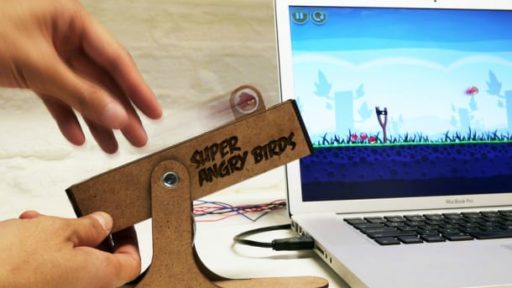 Read more about the article Students Create Real Slingshot Controller To Play Angry Birds