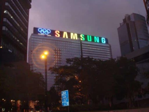 Read more about the article Samsung Apologizes To The Indian Bloggers, Jeff Says Nokia Flew Them Back From Berlin
