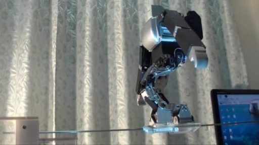 Read more about the article Meet A Humanoid Robot Walking On A Tightrope