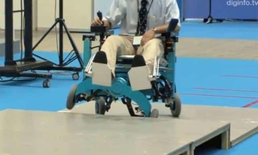 Read more about the article Researchers Developing Robotic Wheelchair That Can Turns Its Wheels Into Legs And Climb Stairs