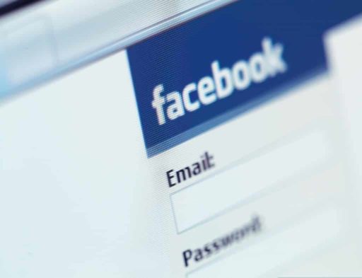 Read more about the article Facebook Tries To Shush Down The User Data Leak