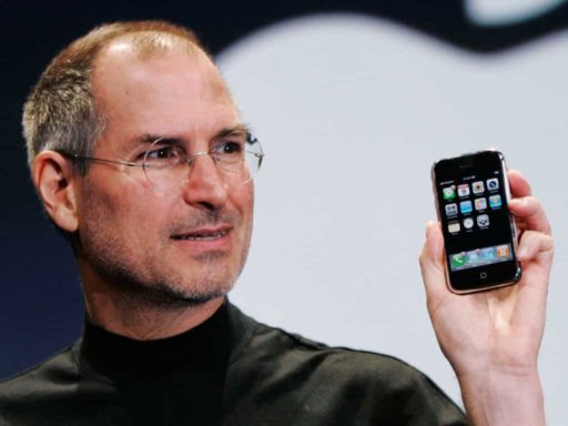 Read more about the article A Real Story About Steve Jobs And How He Was A Real Person, Regular Guy