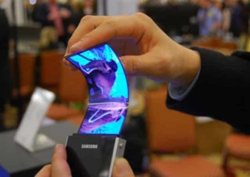 Read more about the article Samsung Set To Introduce 5.5-inch Flexible Phone Screen At CES 2013