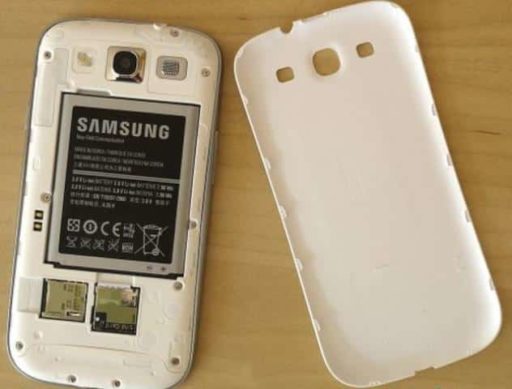 Read more about the article Samsung Will Release 3,000mAh Battery For Galaxy S III