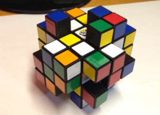 Read more about the article Tech Enthusiast Creates World’s Hardest Rubik’s Cube Through 3D Printing