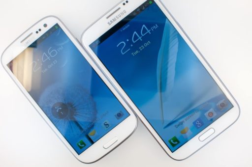 Read more about the article Samsung Hopes To Ship 510 Million Phones In 2013