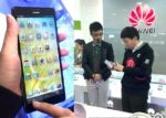 Huawei Ascend Mate Teased In Front Of Fans In A Store In Guangzhou