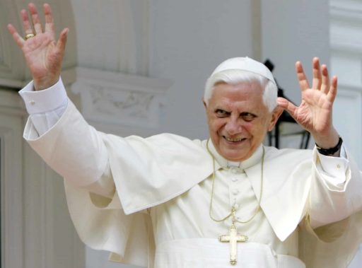 Read more about the article Pope Benedict XVI Joins Twitter Using @Pontifex Handle