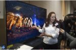 LG Puts The 84-Inch 4K 3D Smart TV On Display At CES