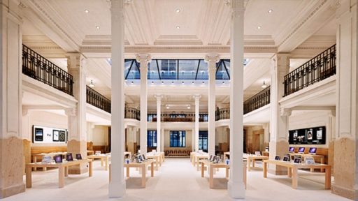 Read more about the article Robbers Looted Apple Store In Paris On New Year’s Eve