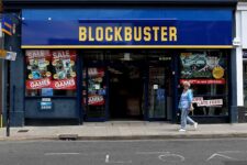 Dish To Close Another 300 Blockbuster Stores In The Coming Weeks