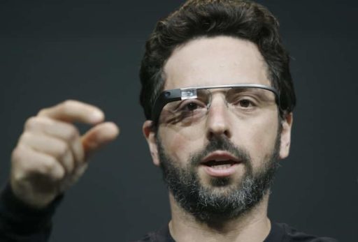 Read more about the article Search Giant Continues Development On Google Glass Project