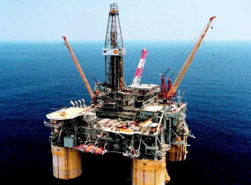 Read more about the article Malware Spread On Oil Rig Computers Causes Concern
