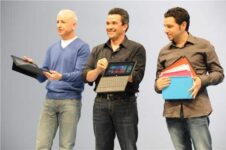 Former Microsoft Executive Calls Surface Tablet A Mistake