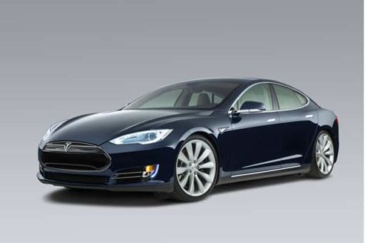 Read more about the article NYT Review Of Tesla Model S Is Fake, Claims Elon Musk