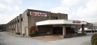 Samsung Secures 3.08 Percent Share In Sharp By Investing $112 Million