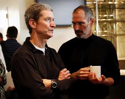 Read more about the article Apple May Soon Replace Tim Cook With A New CEO