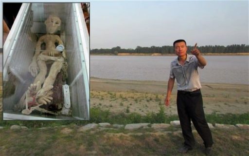 Read more about the article Chinese Man Jailed For Faking Rubber Alien
