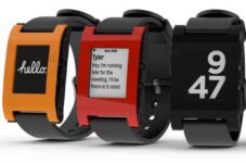 Pebble Lands More Than 275,000 Pre-Orders, App Downloads Reach 1M