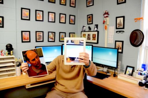 Read more about the article Man Uses iPad To Create A Photographic Illusion & Now You Could Do That Too