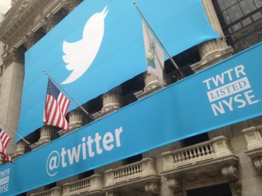 Read more about the article Twitter Goes Public, $26 Share Now Going At $45