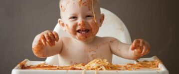 Study Finds Babies Who Play With Their Food Sitting In High Chairs Learn Quicker!