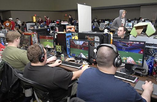 Read more about the article Hackers Launched 11.7 Million Malware Attacks On PC Gamers In 2013