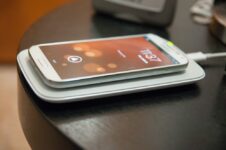 Two Wireless Charging Industry Bigwigs Join Hands
