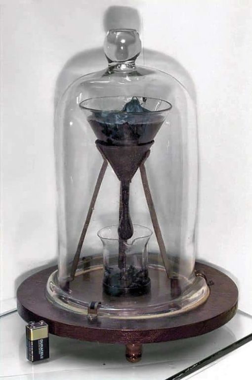Read more about the article Pitch Drop Experiment Sees Ninth Pitch Drop After 84-Years Of Wait