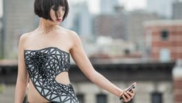 3D Printed Dress Exposes A Person’s Skin As Its Wearer Shares On Social Media