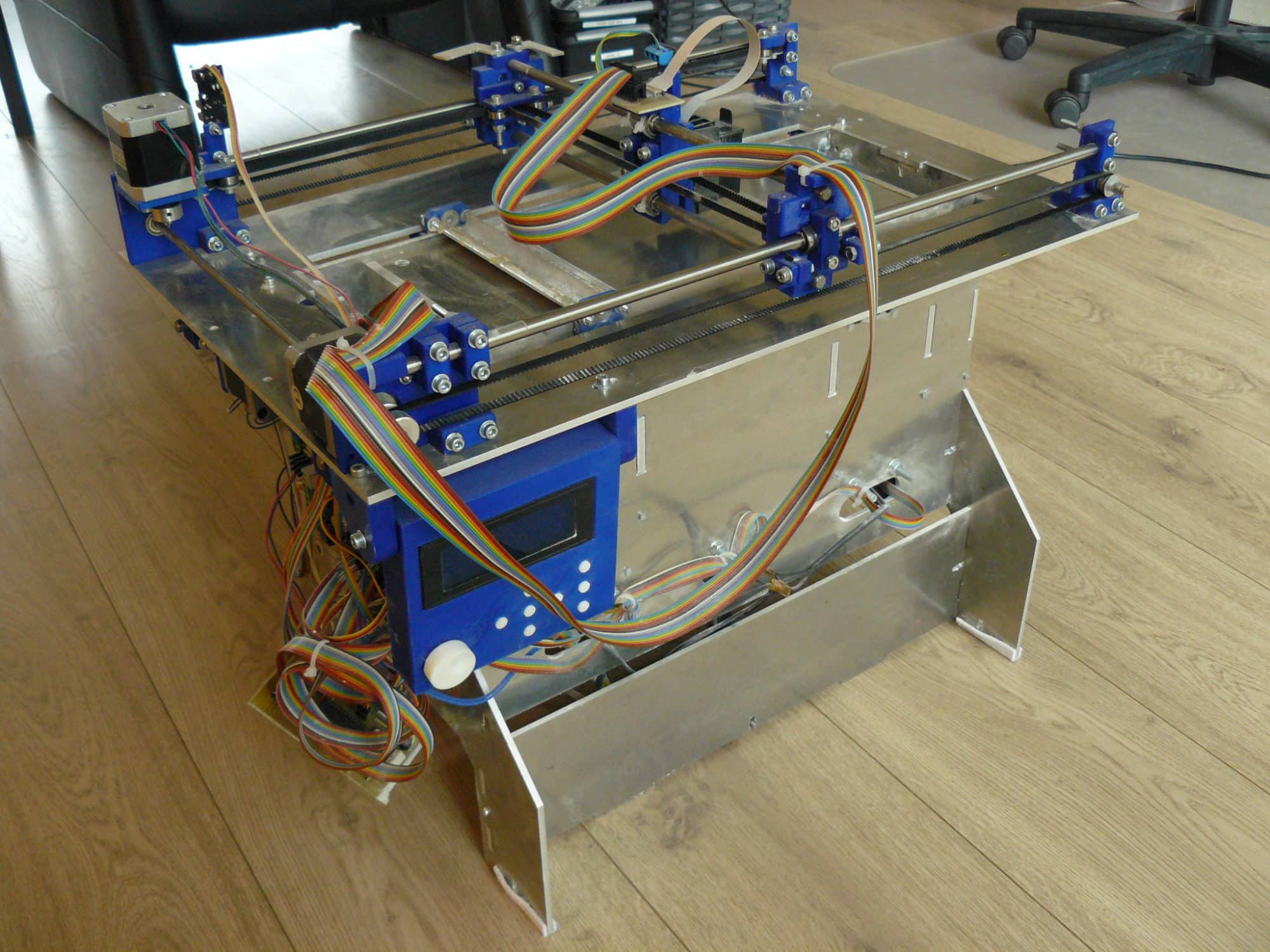 Read more about the article Plan B: An Open Source 3D Printer That Creates Detailed 3D Models Using Old Printer Parts