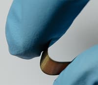 Read more about the article Scientists Developed Flexible Solar Cell That Can Be Woven Into Fabric
