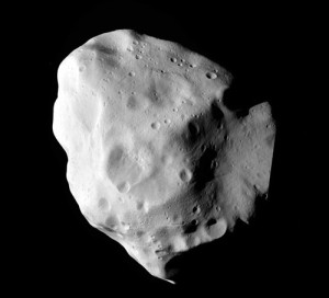 Read more about the article See The Largest Asteroid Ever Photographed From Up Close