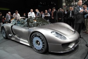 Read more about the article Porsche bringing the 918 Plug-In Hybrid Spyder Supercar