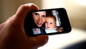 Read more about the article Apple posted first Advertising dedicated to FaceTime for iPhone 4