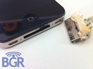 Read more about the article iPhone 4 bursts into flames