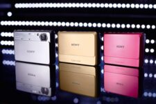 Sony Adds 3D Shooting to New Cyber-shot Cameras